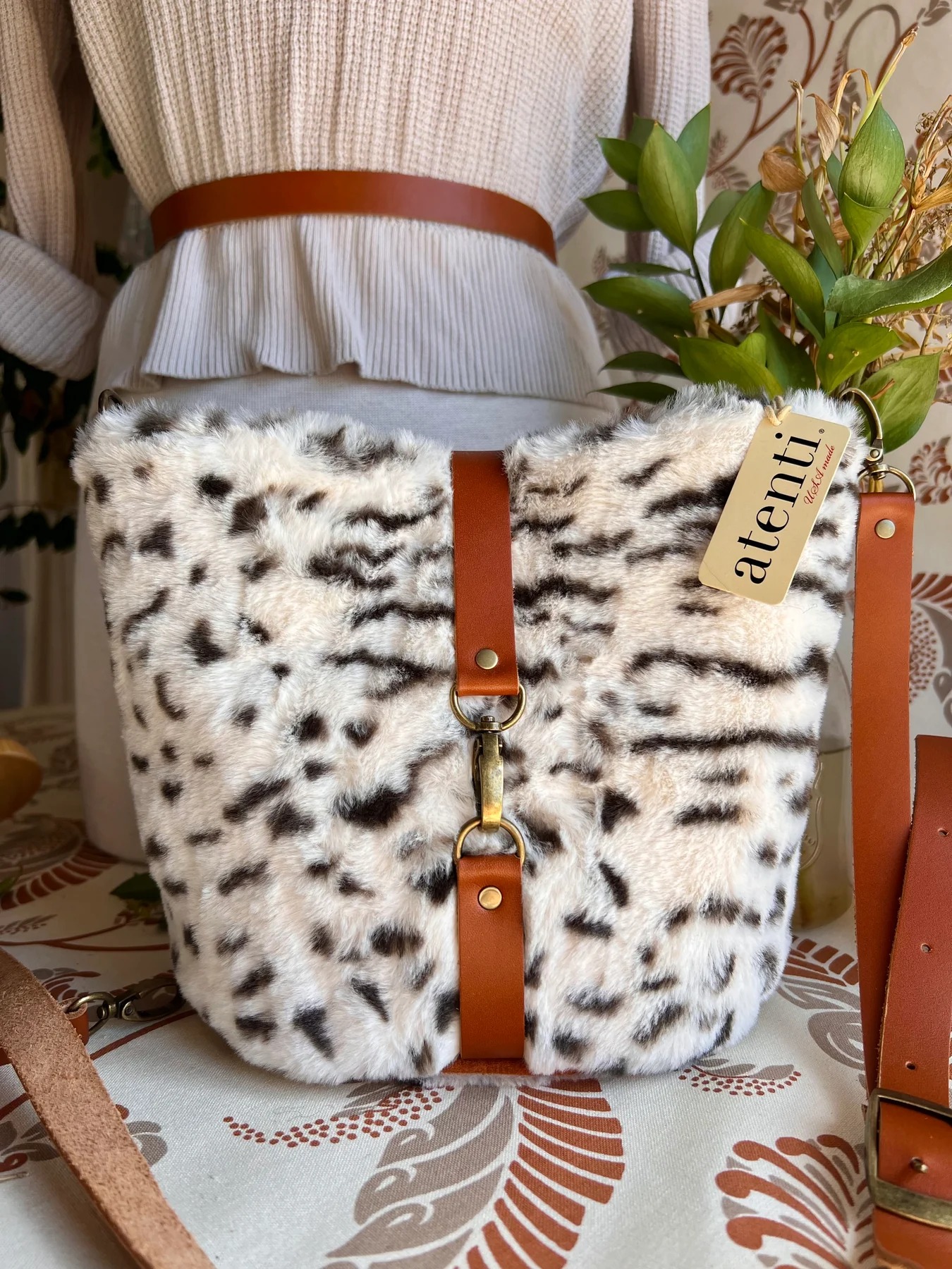 Atenti Halle Bucket Bag - Siberia