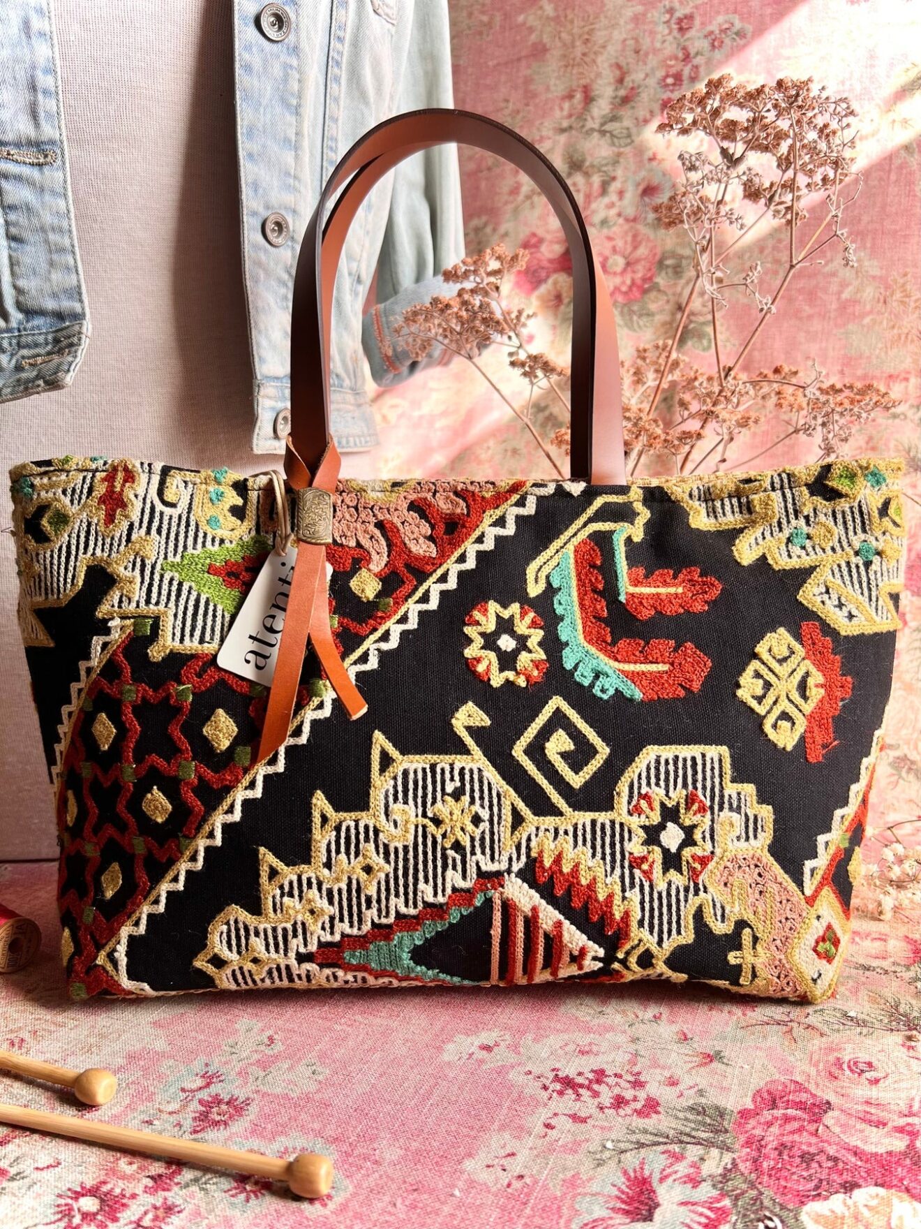 Atenti Divina Handbag - Sew Crewel