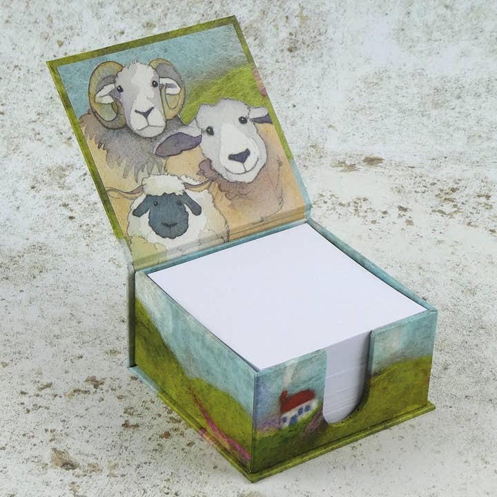 Emma Ball Memo Box
